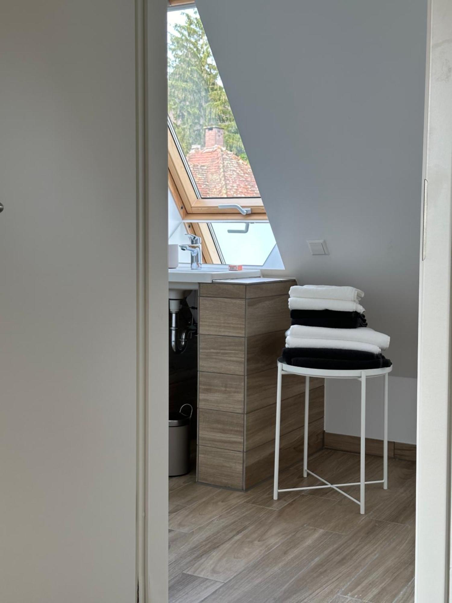Exklusive Maisonette-Wohnung Am Rande Von Freiburg Merzhausen Exteriör bild